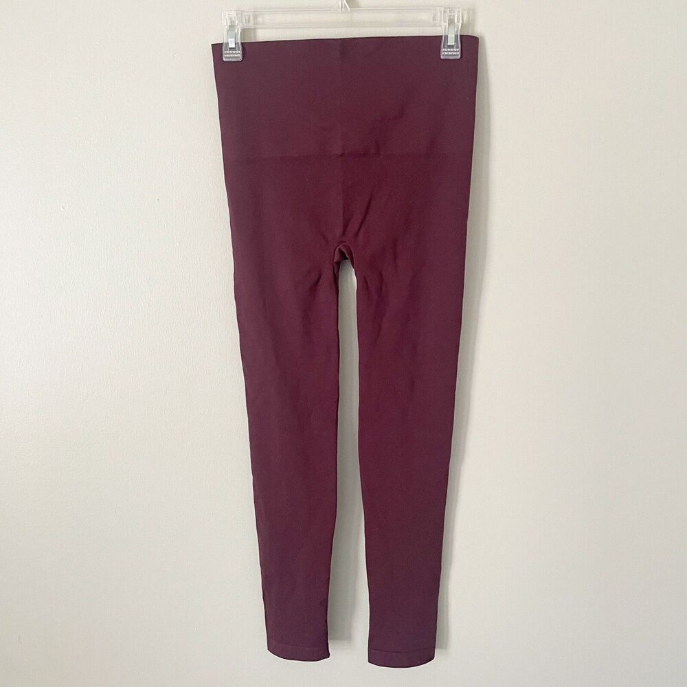 Spanx Size L High Rise Look at Me Now Seamless Cropped 24" Inseam Leggings - Picture 3 of 5